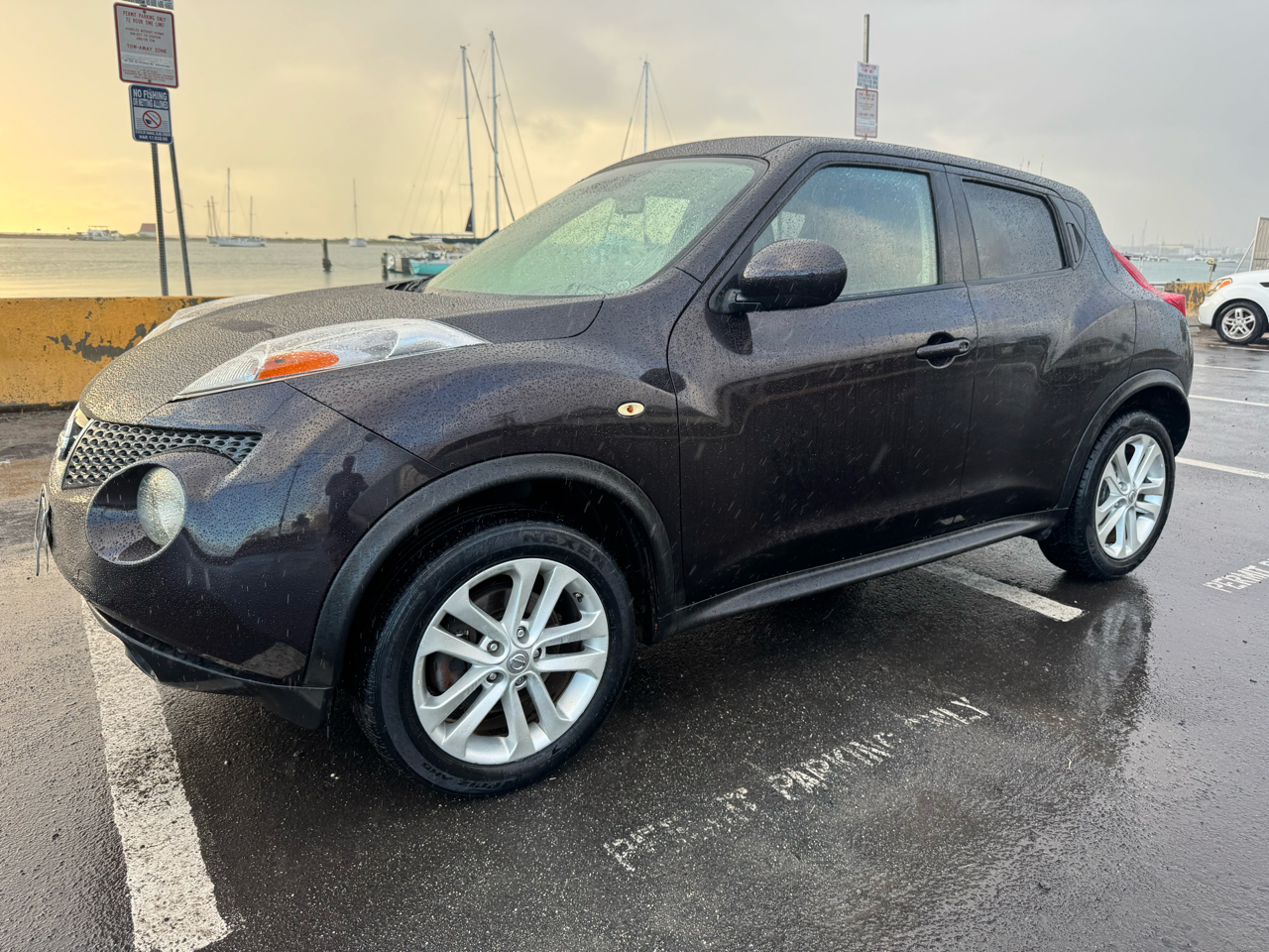 Nissan Juke SV 4D Hatchback 2014
