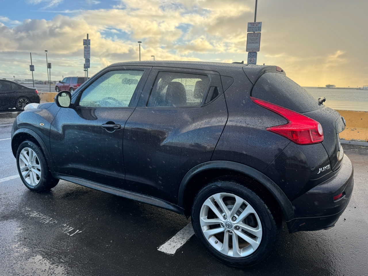 Nissan Juke SV 4D Hatchback 2014