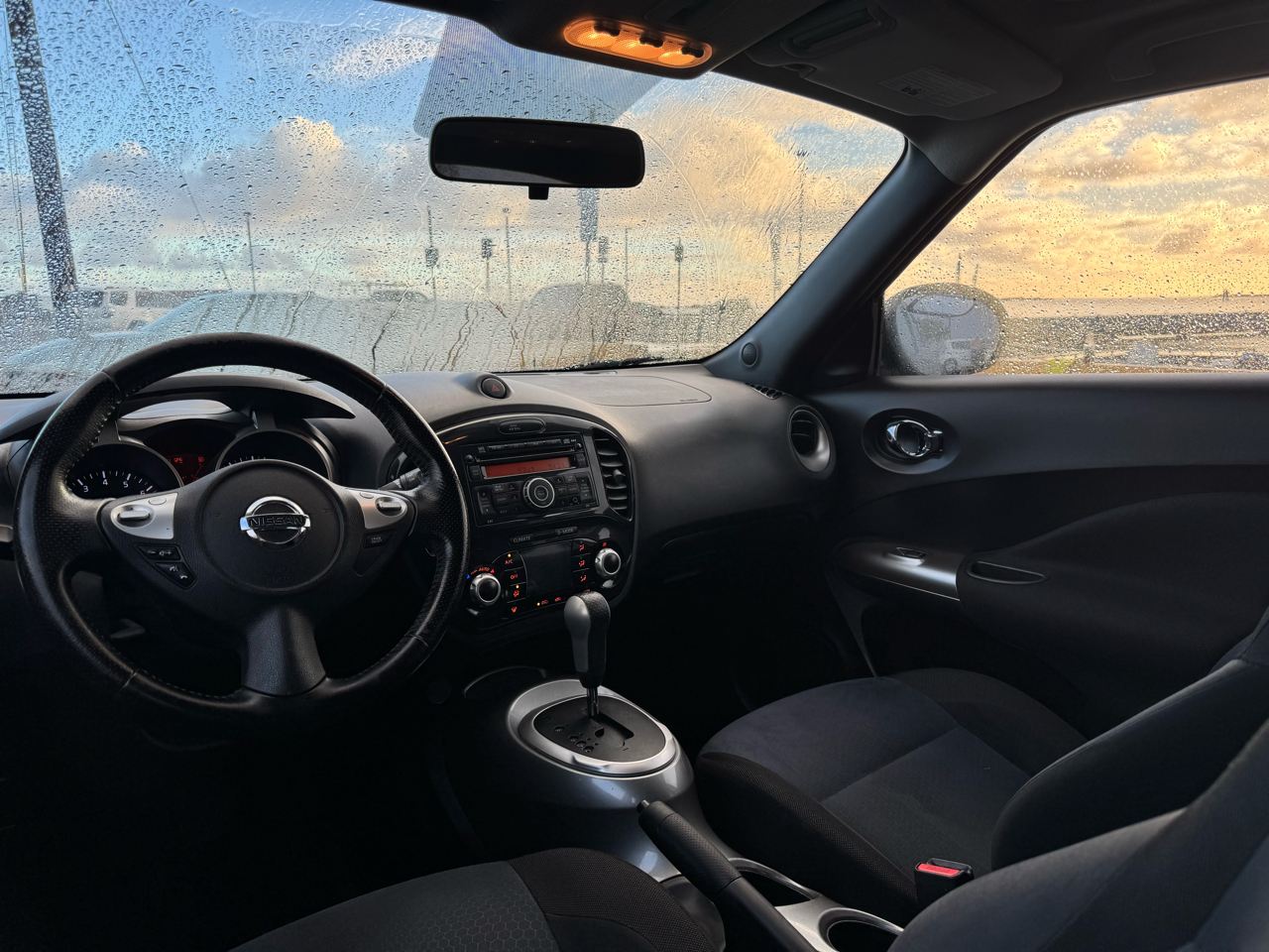 Nissan Juke SV 4D Hatchback 2014