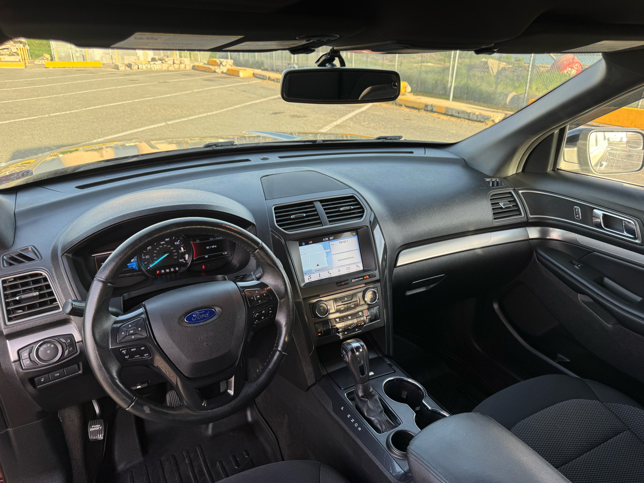 Ford Explorer XLT 2WD 2018