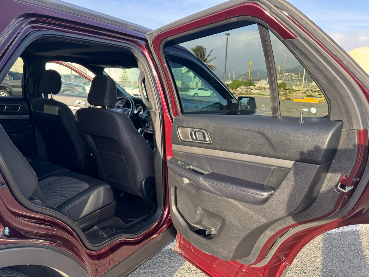 Ford Explorer XLT 2WD 2018