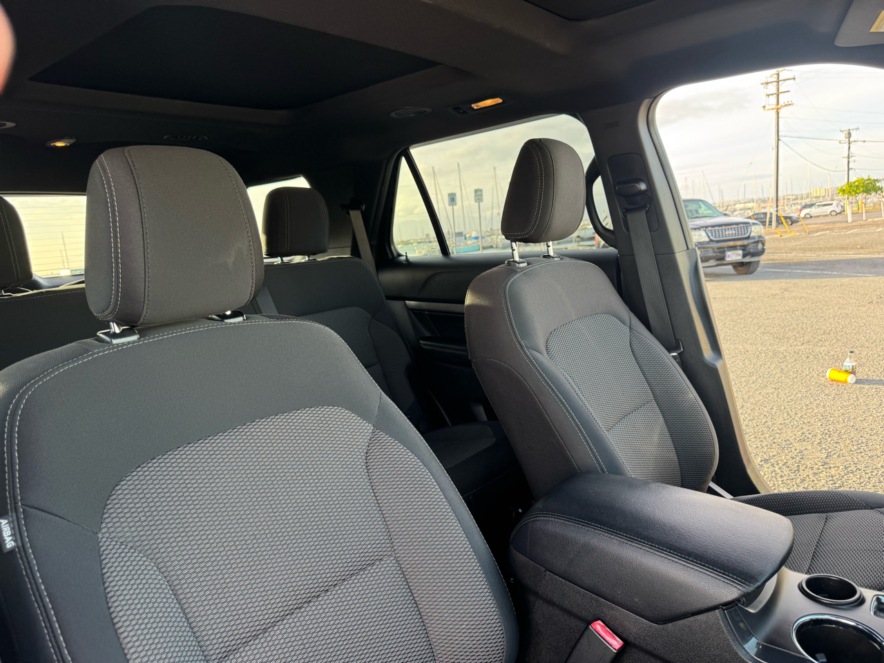 Ford Explorer XLT 2WD 2018
