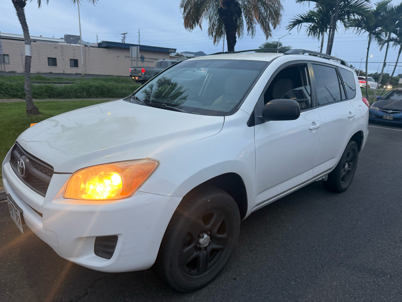 Toyota RAV4 Base I4 4WD with 3rd Row 2011