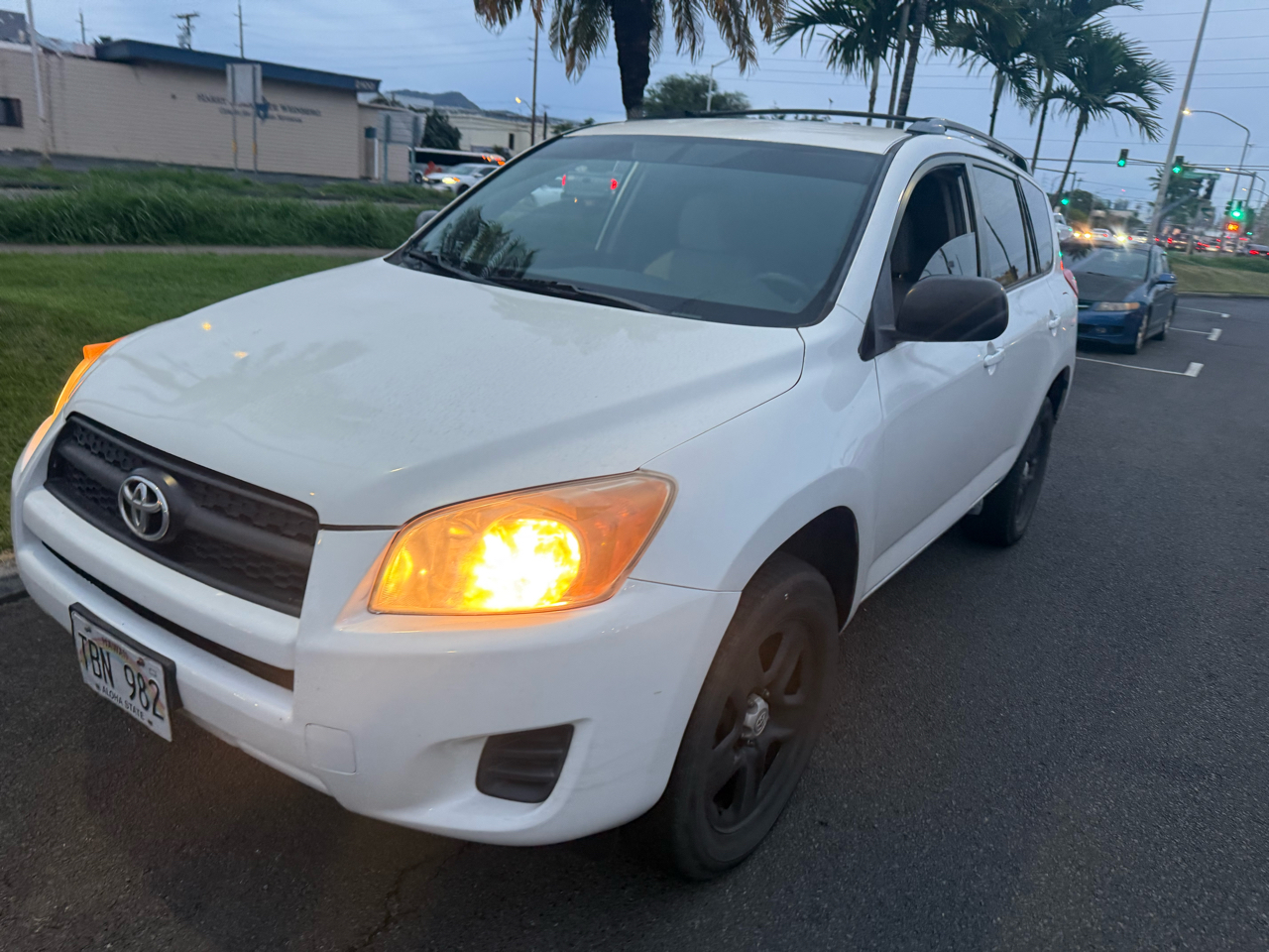 Toyota RAV4 Base I4 4WD with 3rd Row 2011