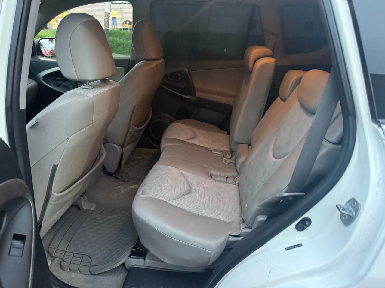 Toyota RAV4 Base I4 4WD with 3rd Row 2011