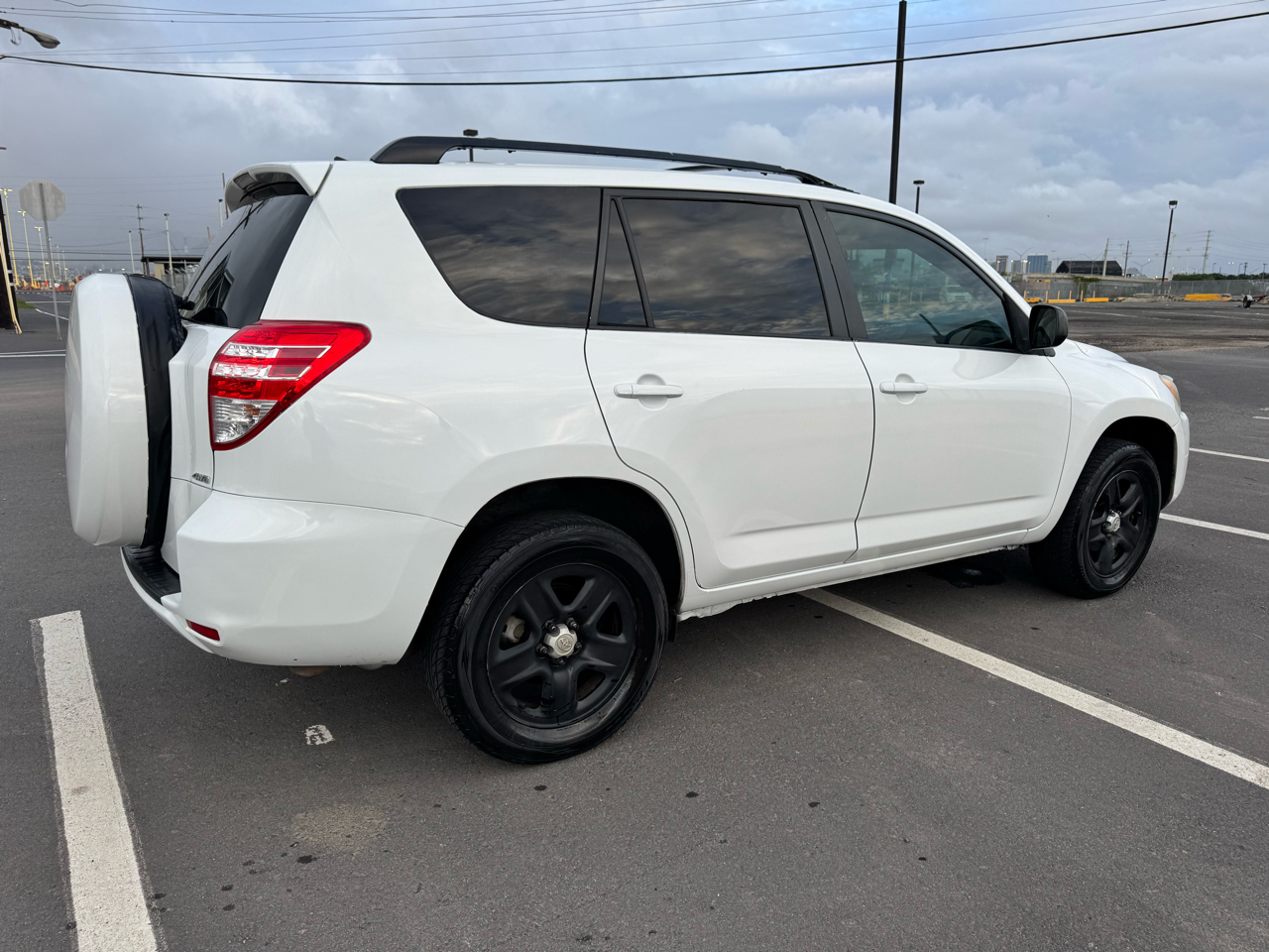 Toyota RAV4 Base I4 4WD with 3rd Row 2011