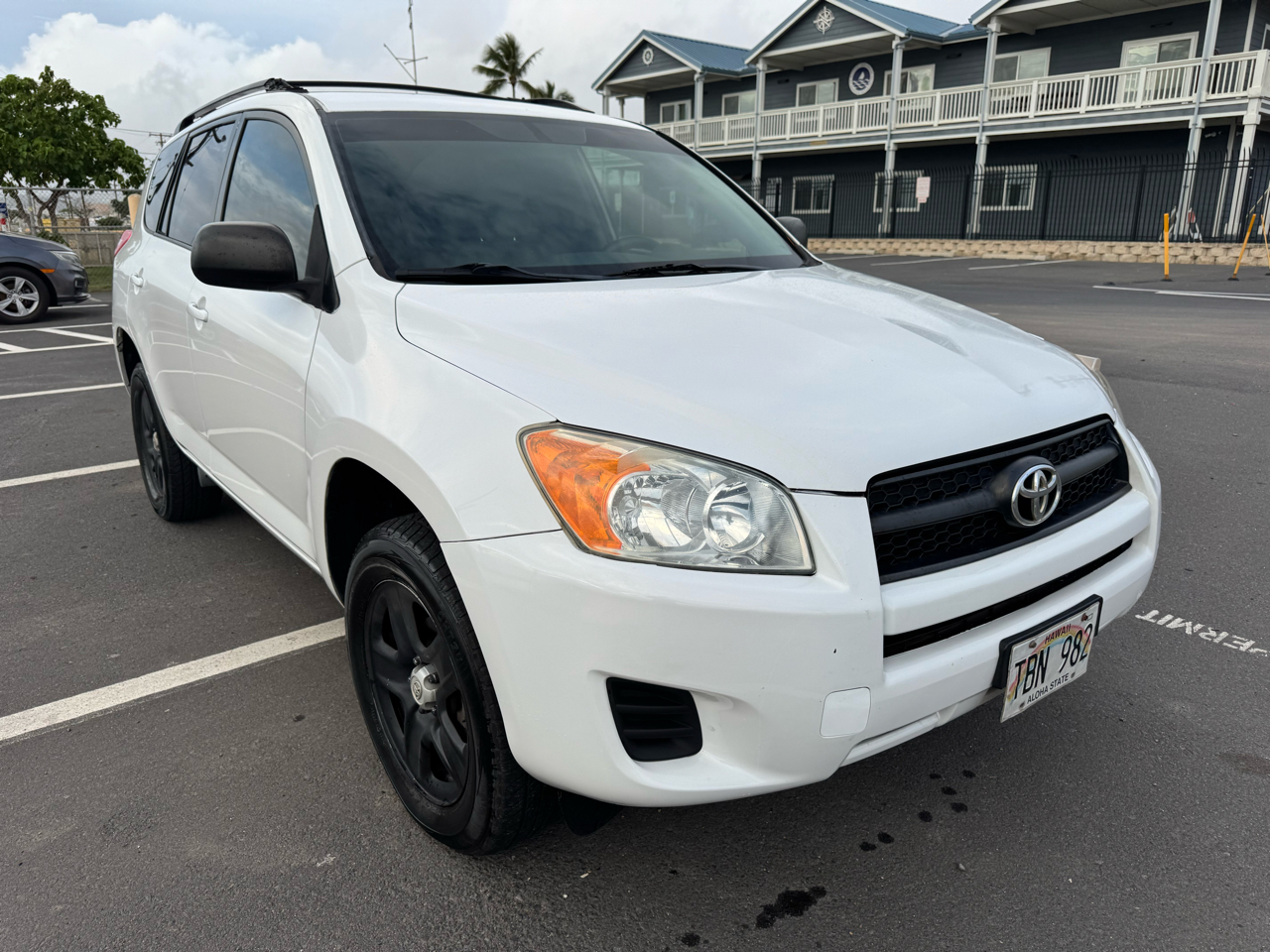 Toyota RAV4 Base I4 4WD with 3rd Row 2011