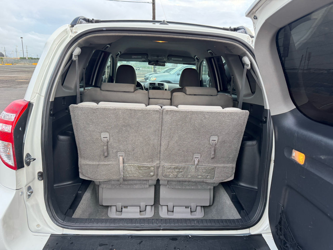 Toyota RAV4 Base I4 4WD with 3rd Row 2011