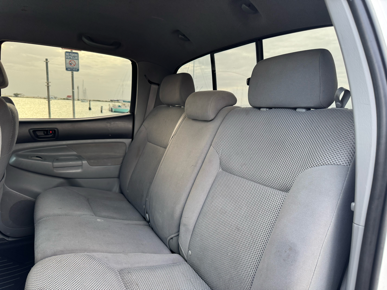 Toyota Tacoma PreRunner Double Cab V6 Auto 2WD 2006