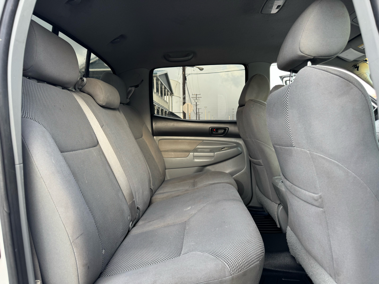 Toyota Tacoma PreRunner Double Cab V6 Auto 2WD 2006