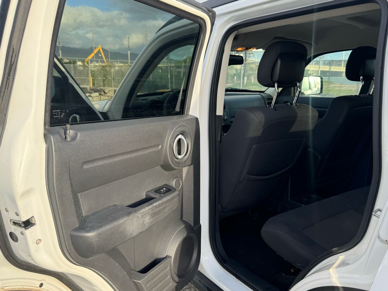 Dodge Nitro Heat 2WD 2011