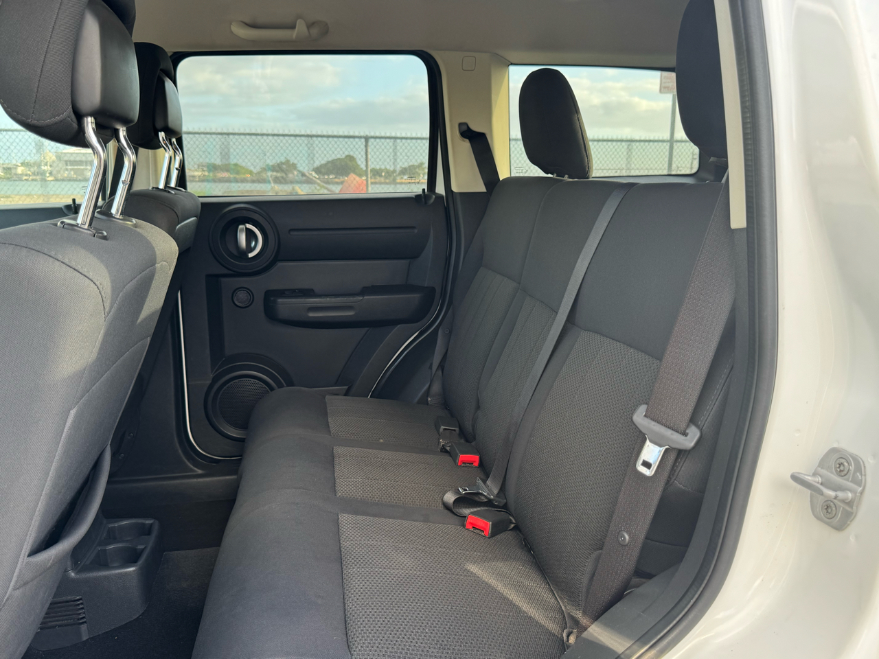 Dodge Nitro Heat 2WD 2011