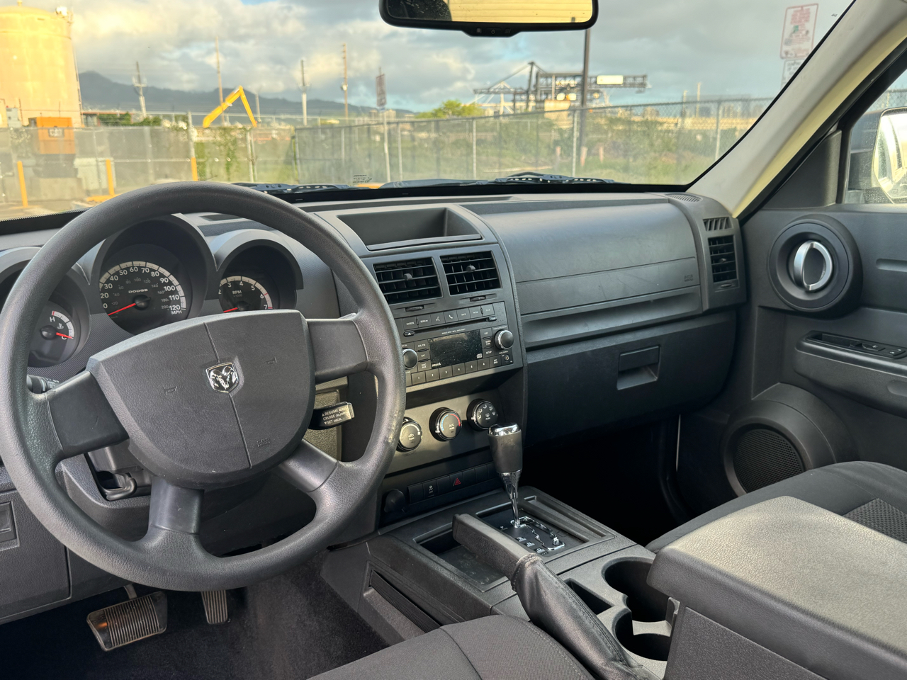 Dodge Nitro Heat 2WD 2011