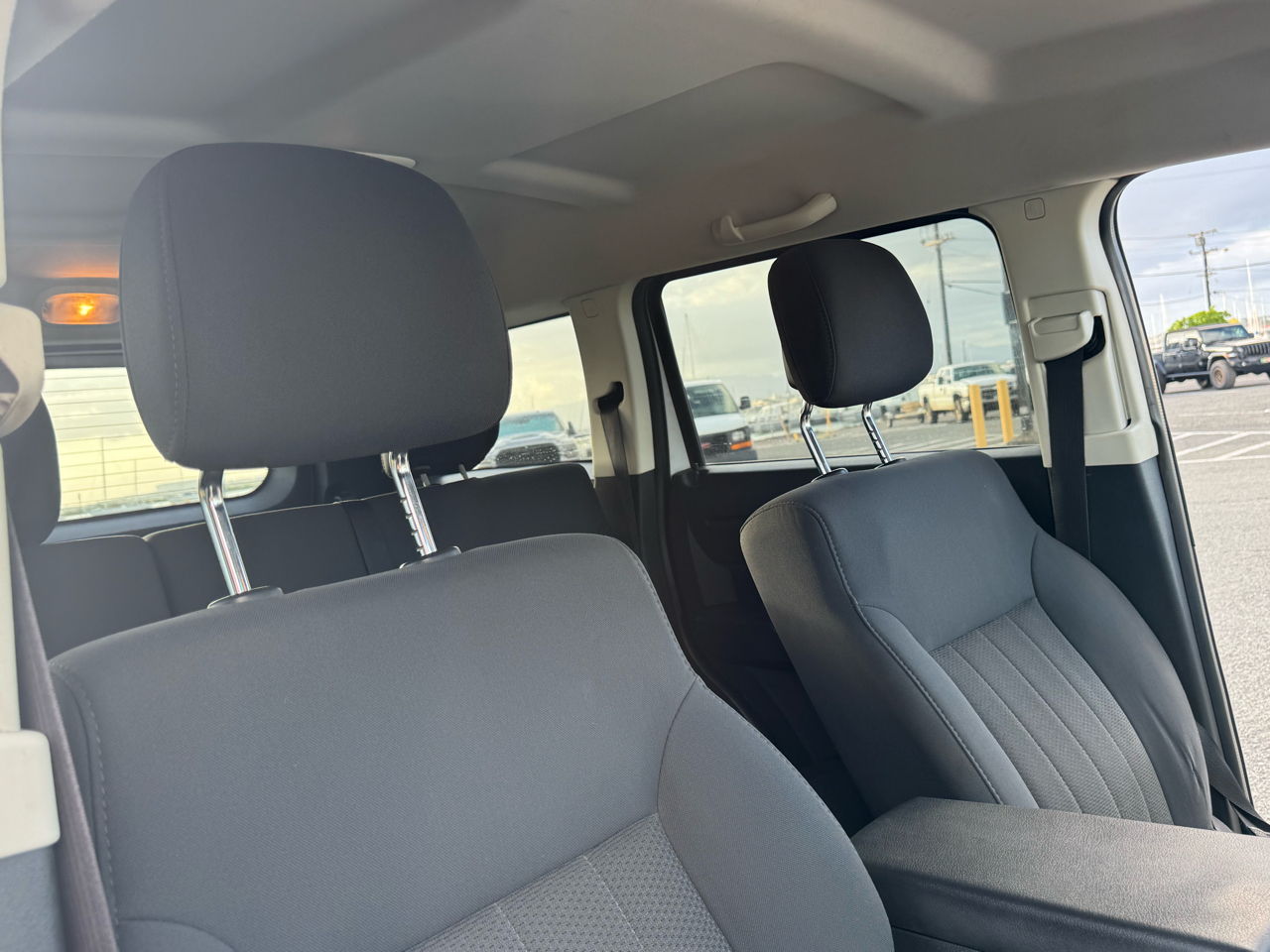 Dodge Nitro Heat 2WD 2011