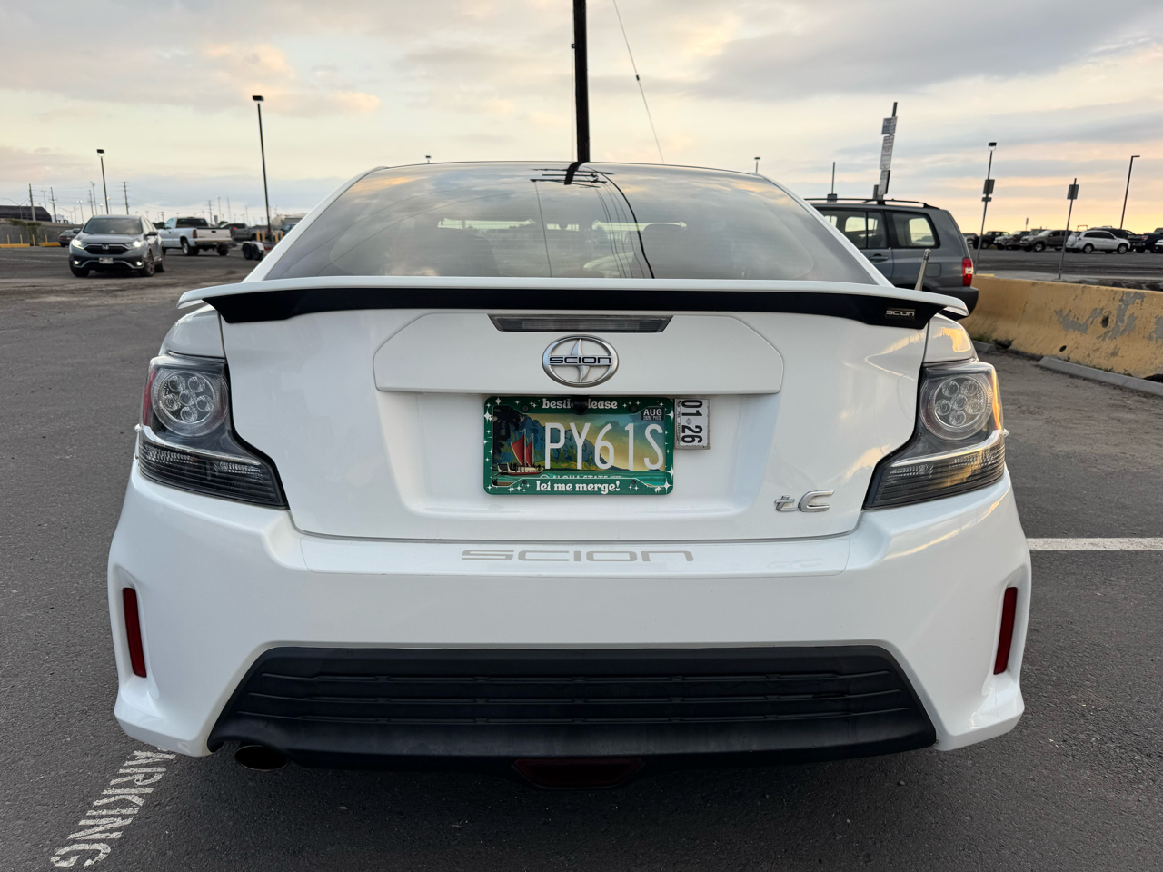 Scion tC Sports Coupe 6-Spd AT 2014