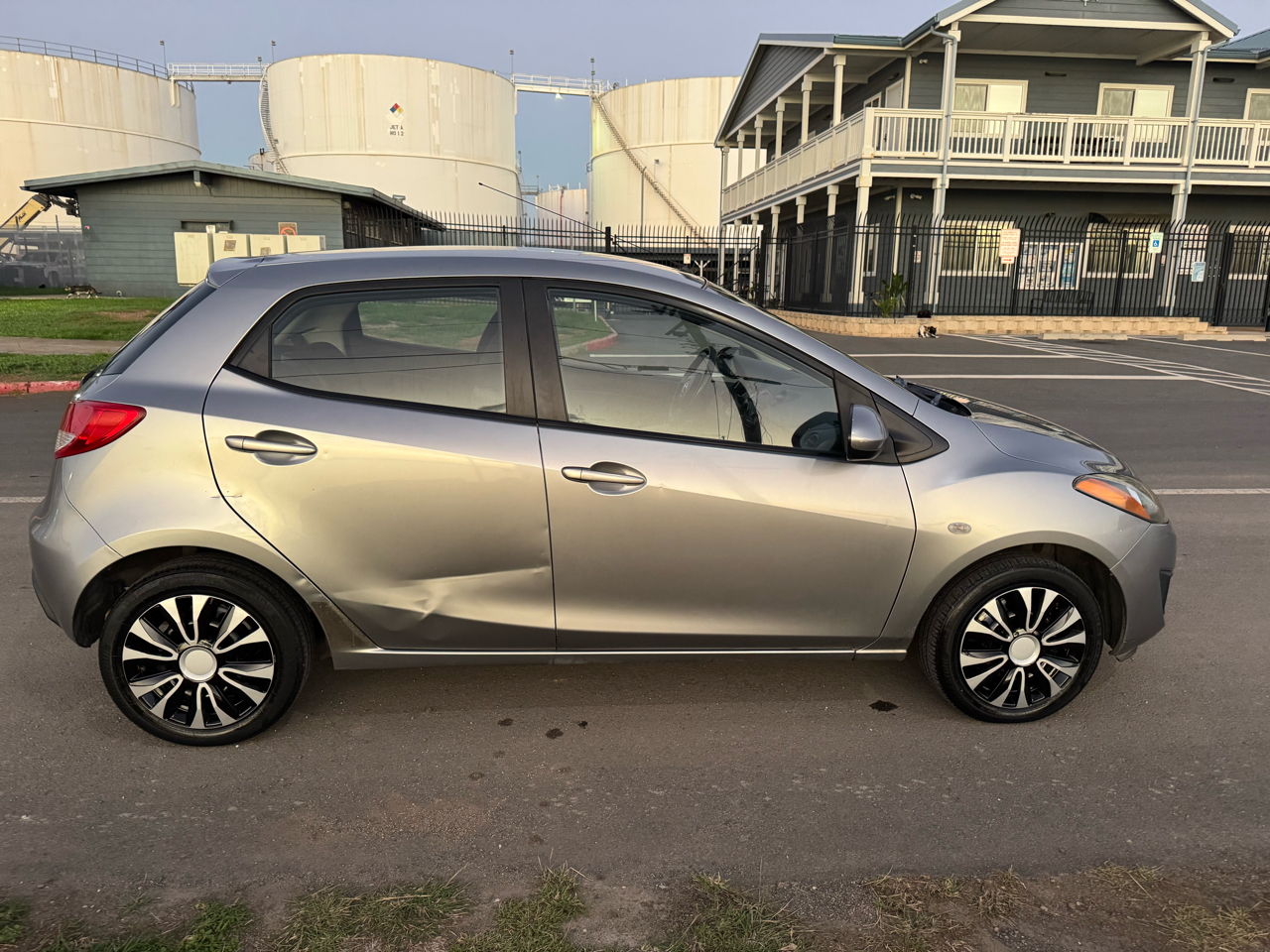 Mazda MAZDA2 Sport 2012