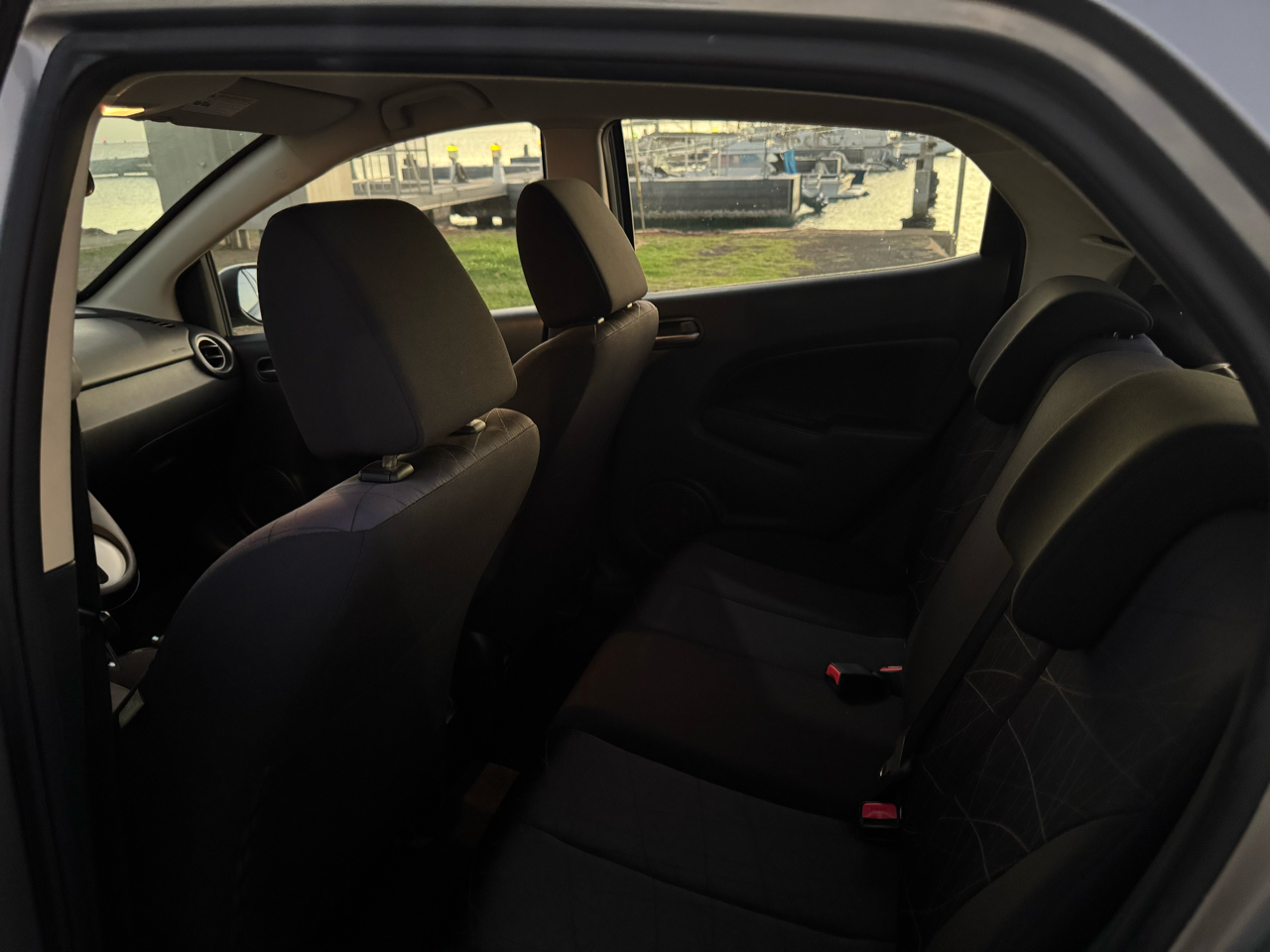 Mazda MAZDA2 Sport 2012