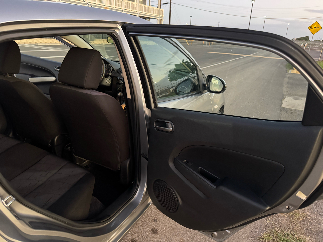 Mazda MAZDA2 Sport 2012