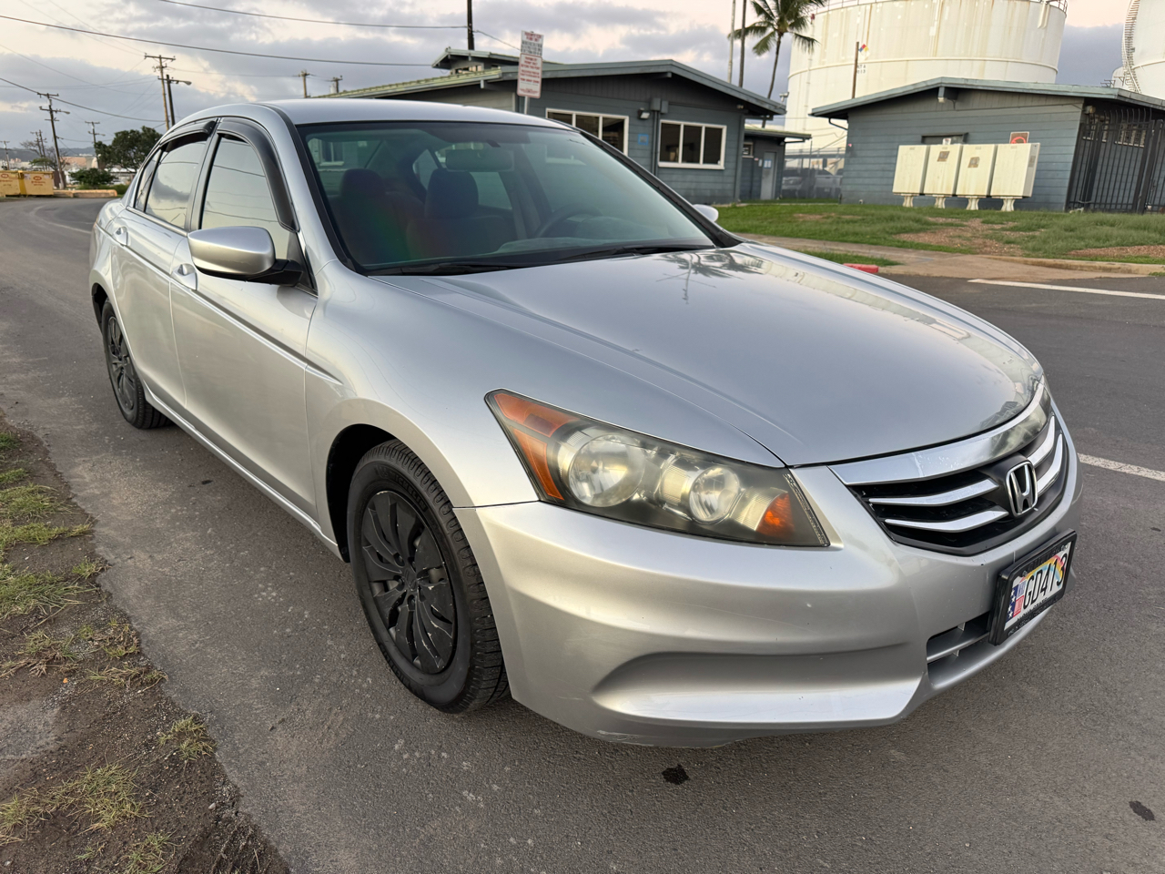 Honda Accord LX sedan AT 2011