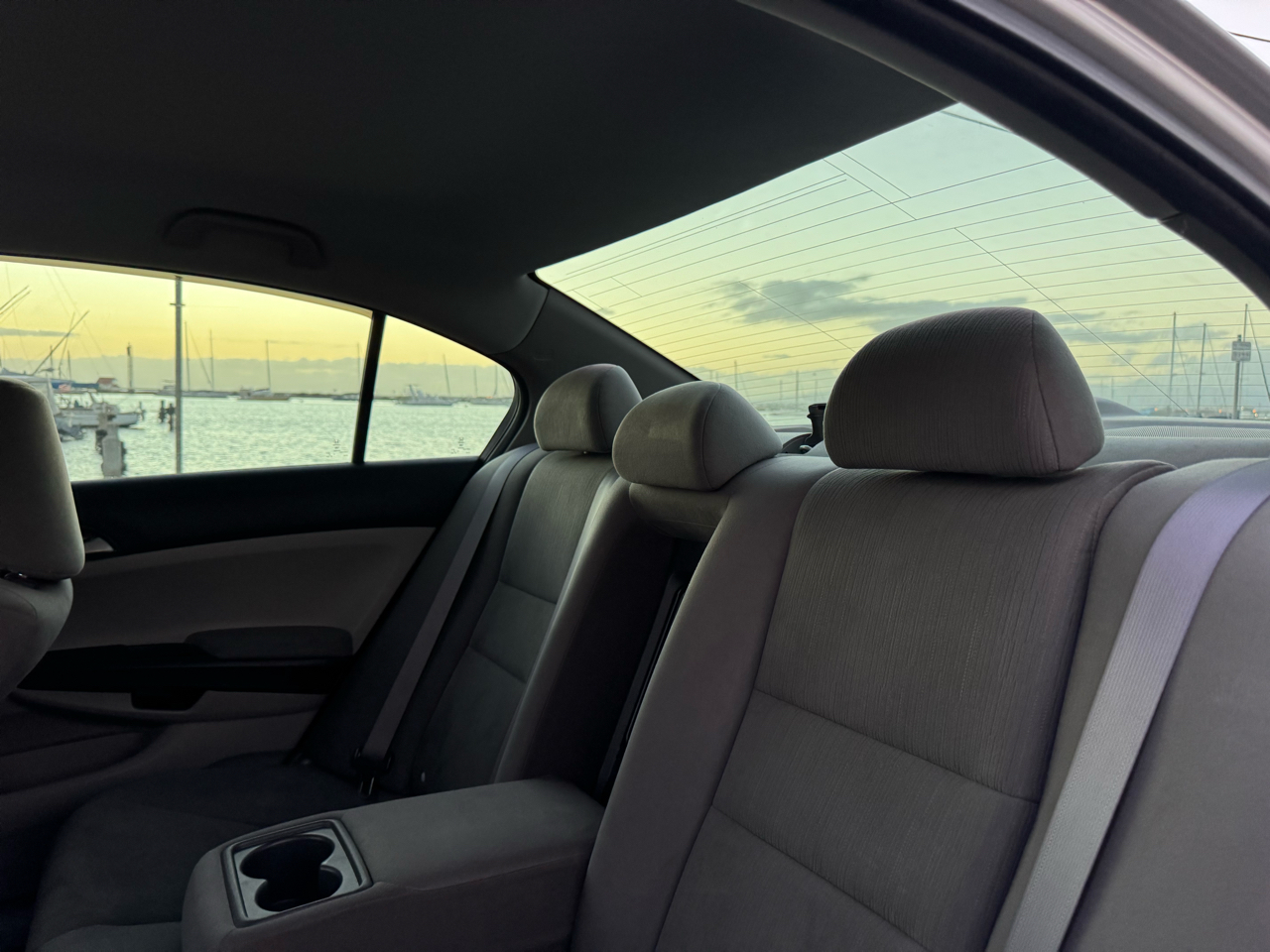 Honda Accord LX sedan AT 2011