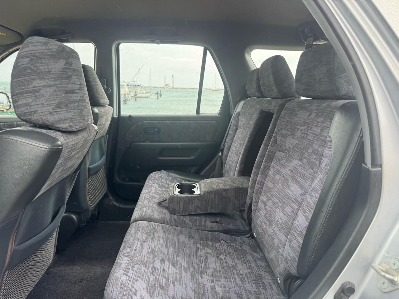 Honda CR-V LX 2WD 2003