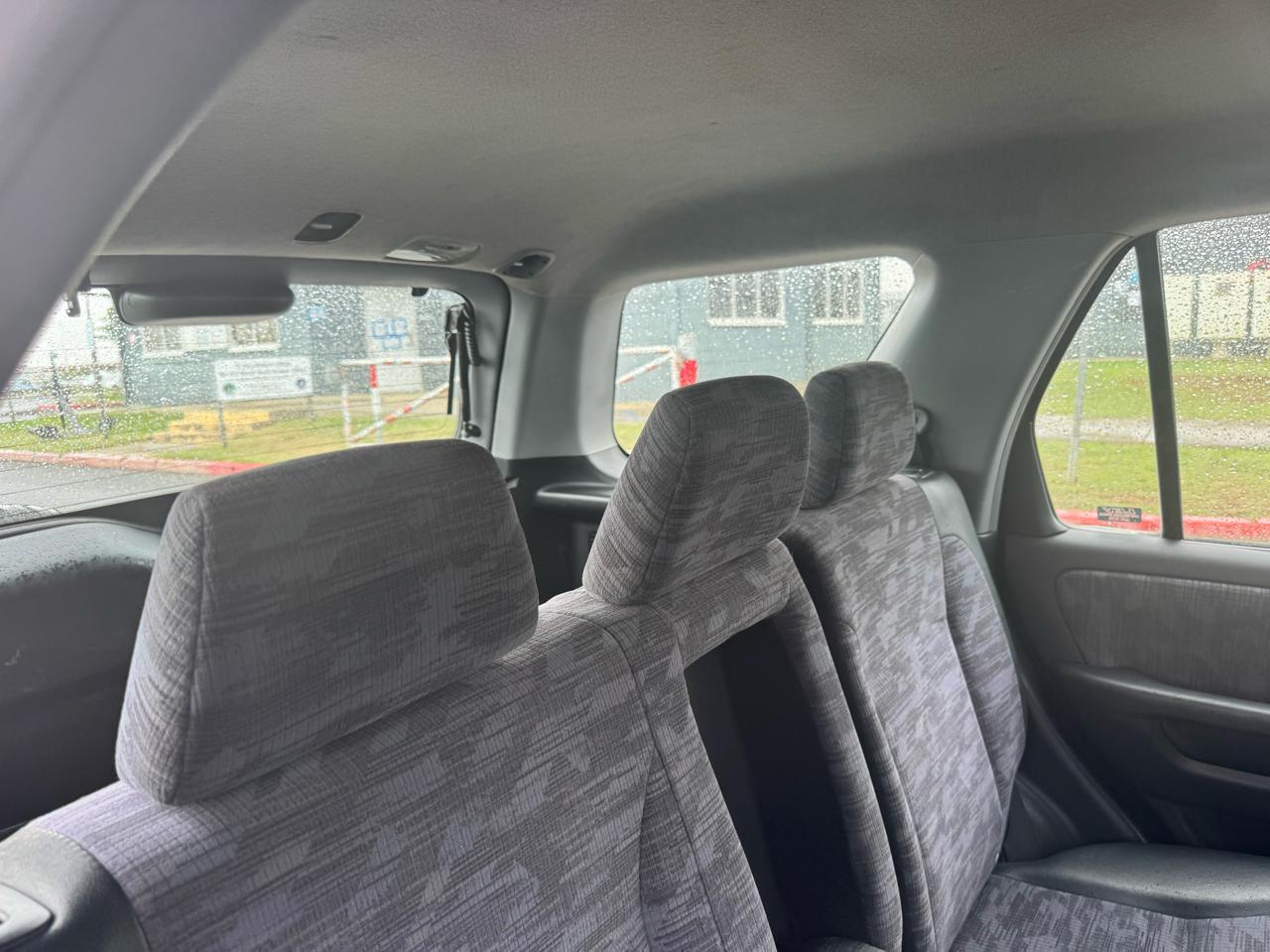 Honda CR-V LX 2WD 2003