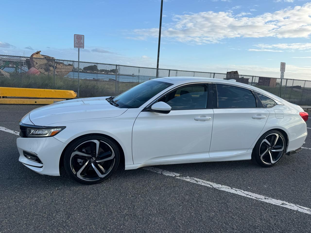 Honda Accord Sport Sedan 6-Spd MT 2018
