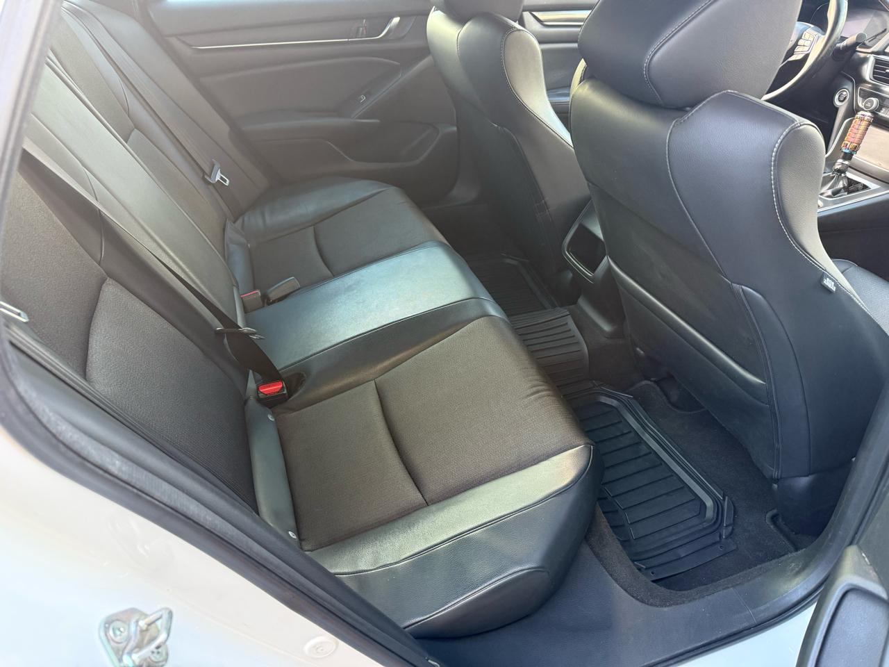 Honda Accord Sport Sedan 6-Spd MT 2018