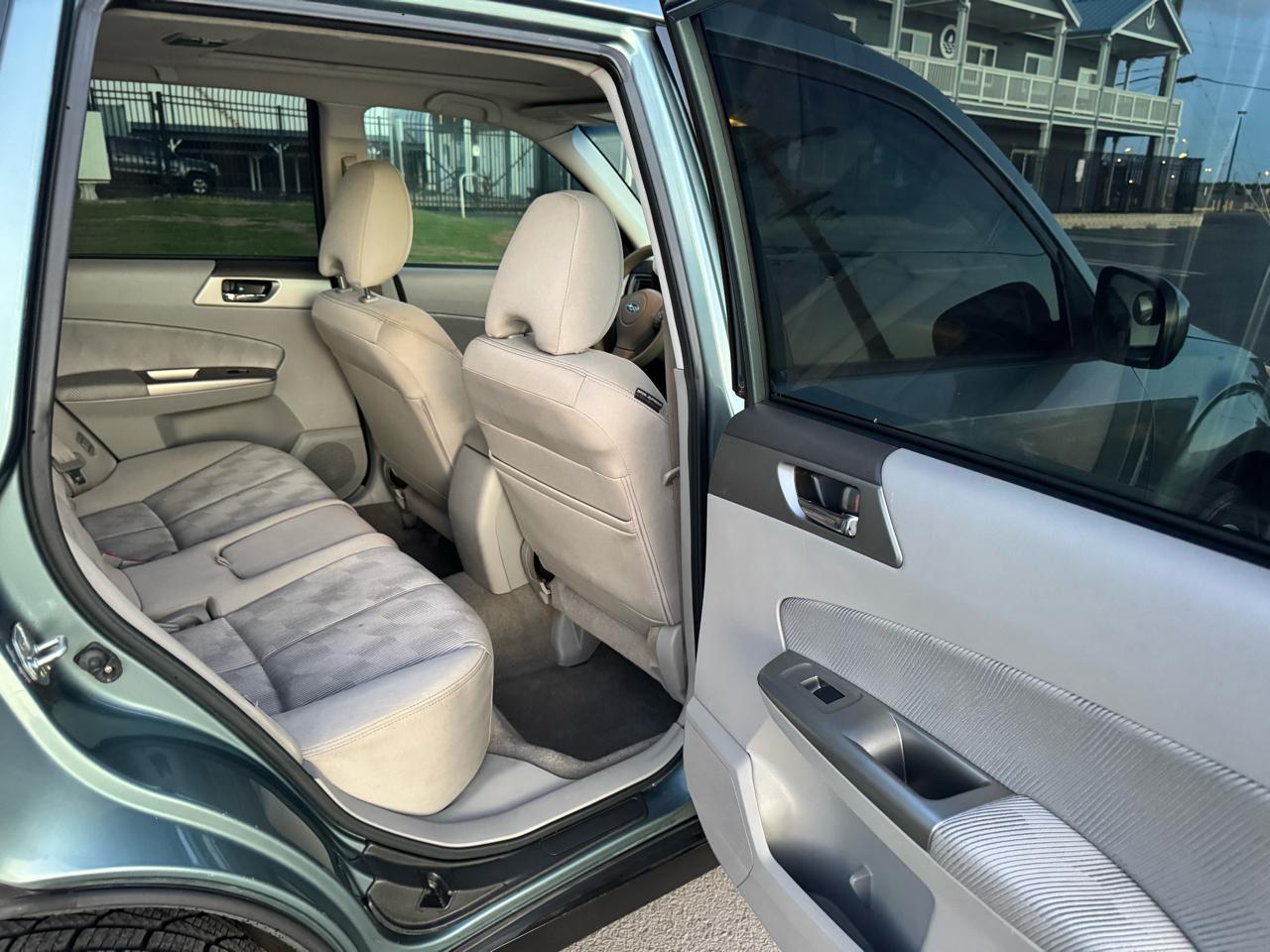 Subaru Forester 2.5X Premium 2009