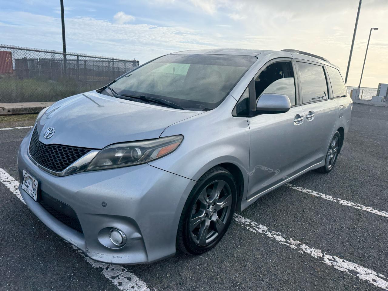 Toyota Sienna SE 8-Passenger 2017