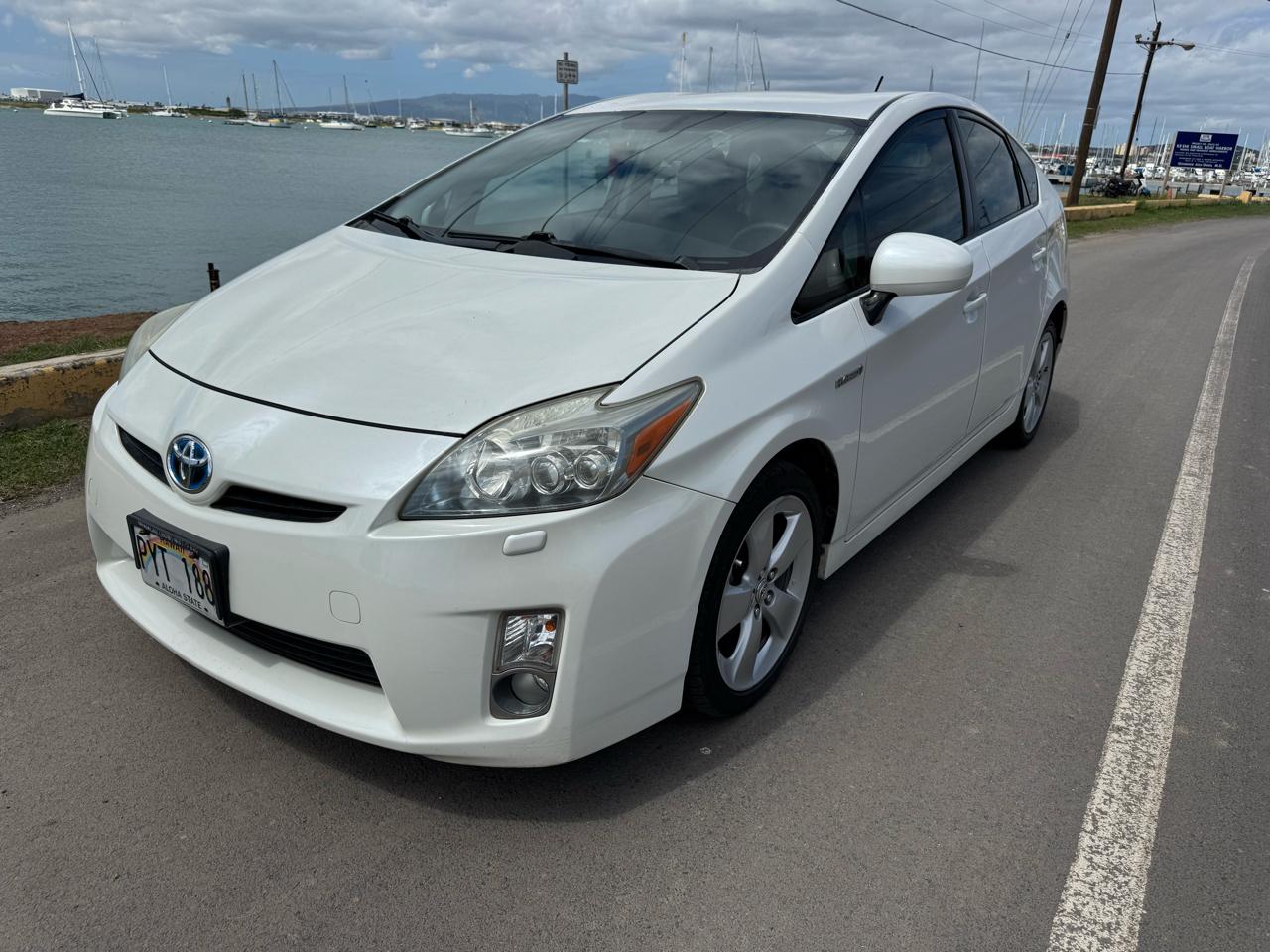 Toyota Prius Five 2011