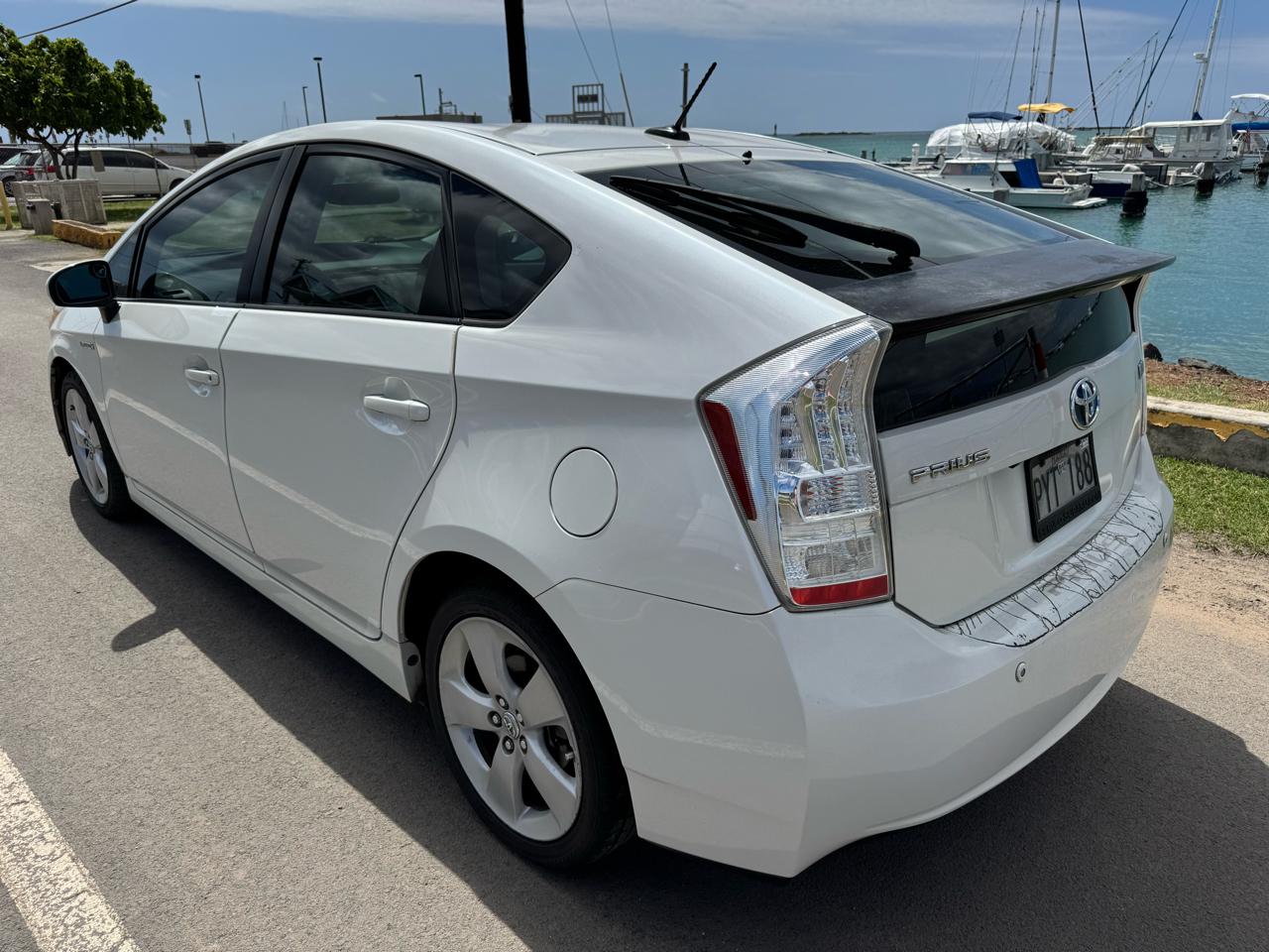 Toyota Prius Five 2011