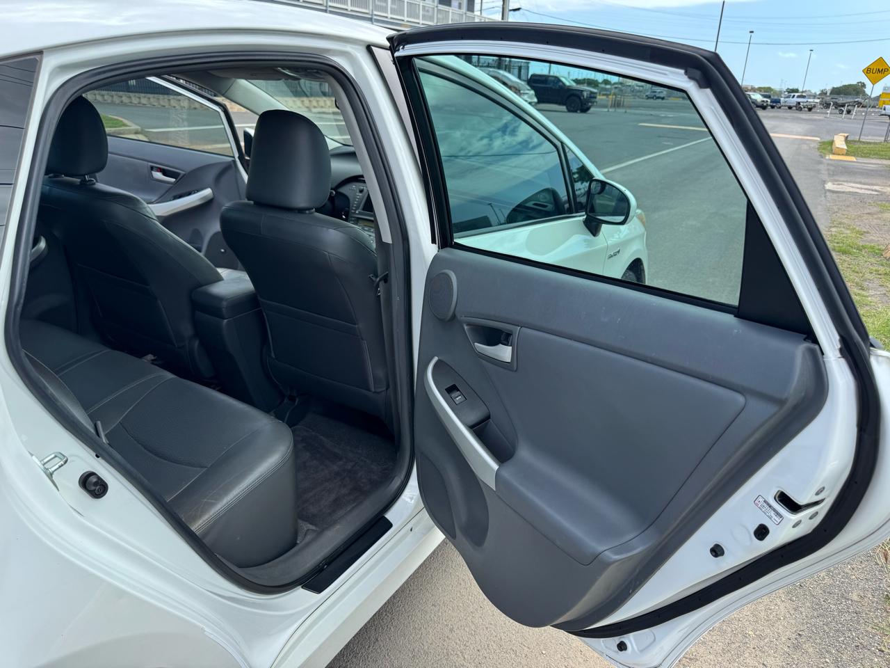 Toyota Prius Five 2011