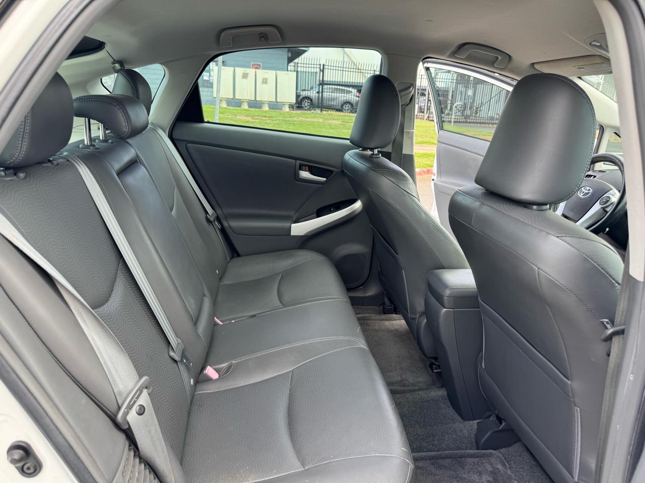 Toyota Prius Five 2011