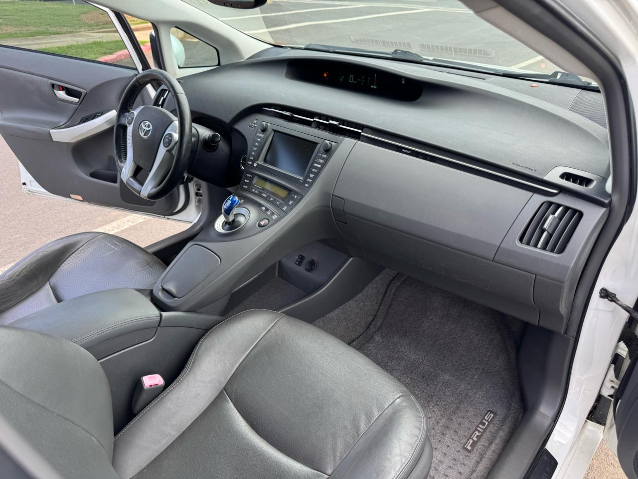 Toyota Prius Five 2011