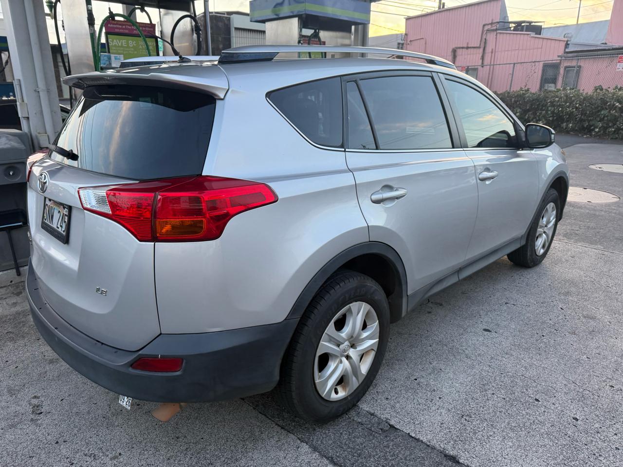 Toyota RAV4 LE FWD 2015