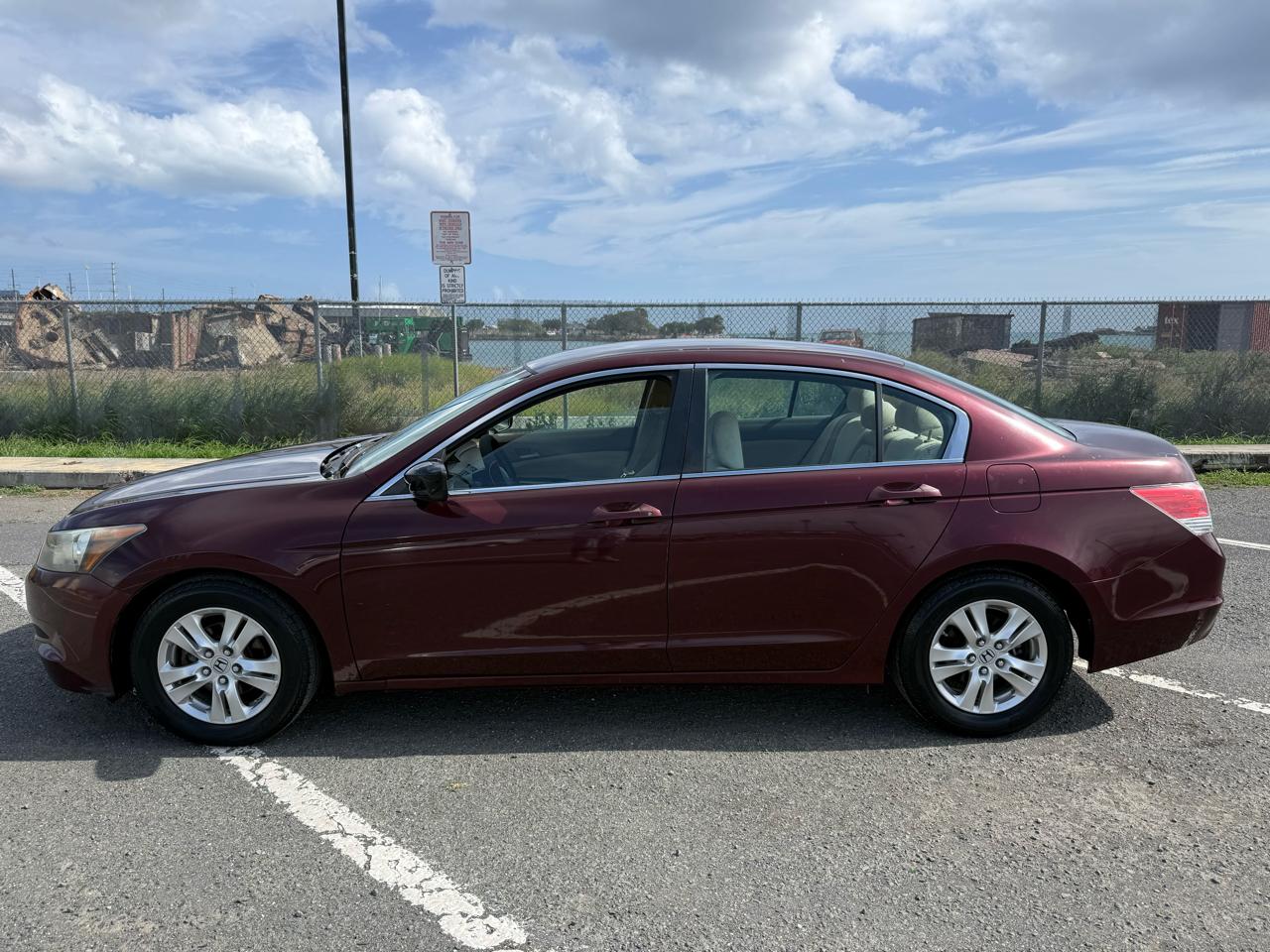 Honda Accord LX-P Sedan AT 2010