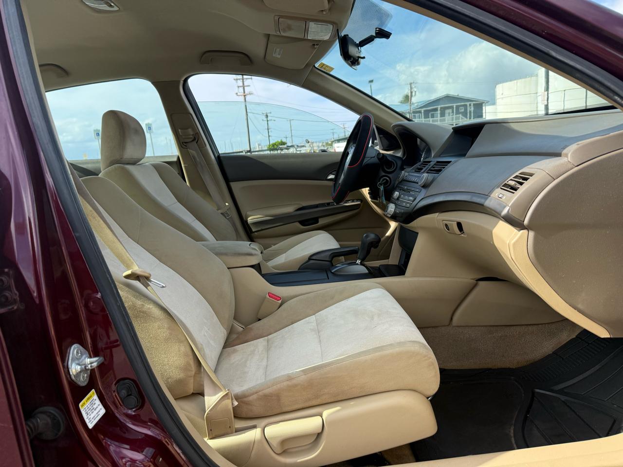 Honda Accord LX-P Sedan AT 2010