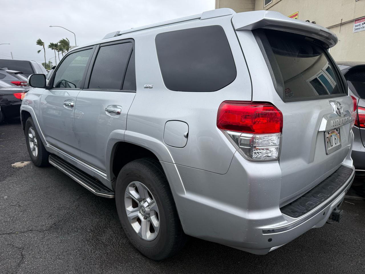 Toyota 4Runner SR5 2WD 2011