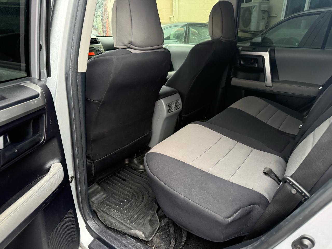 Toyota 4Runner SR5 2WD 2011