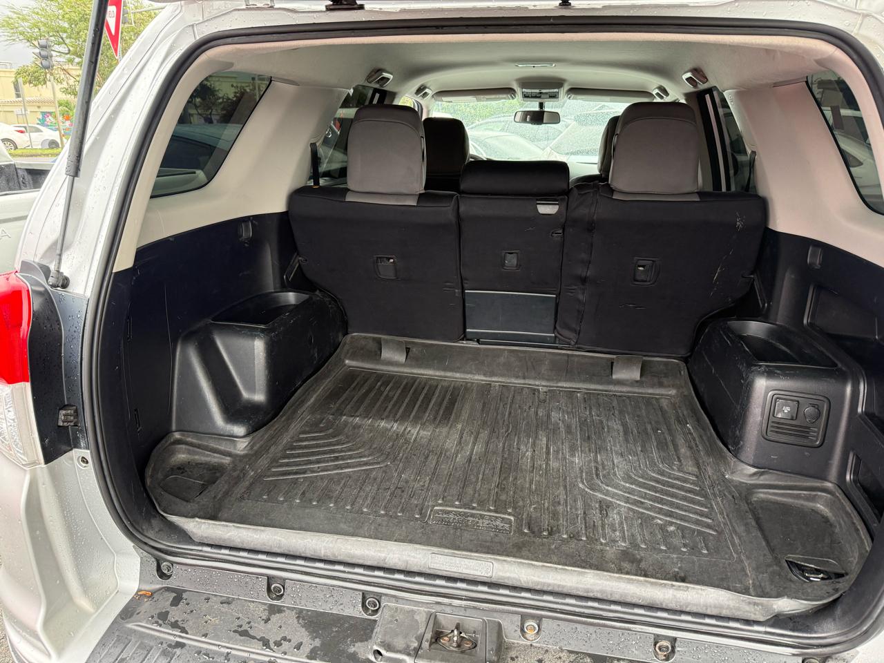 Toyota 4Runner SR5 2WD 2011