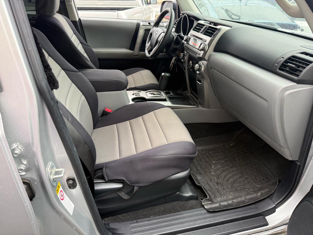 Toyota 4Runner SR5 2WD 2011