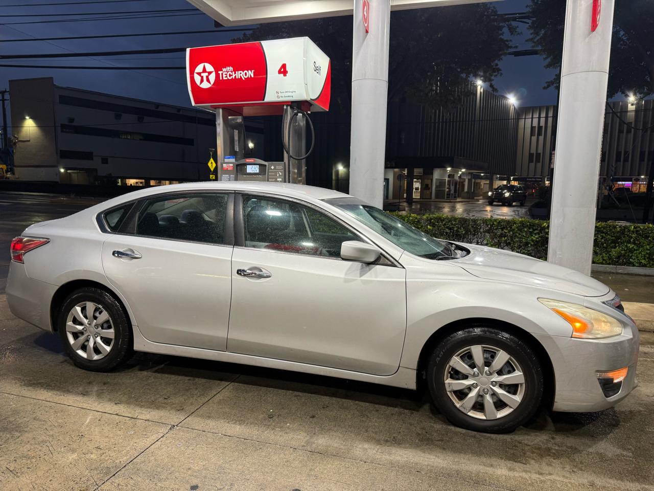 Nissan Altima 2.5 S 2015