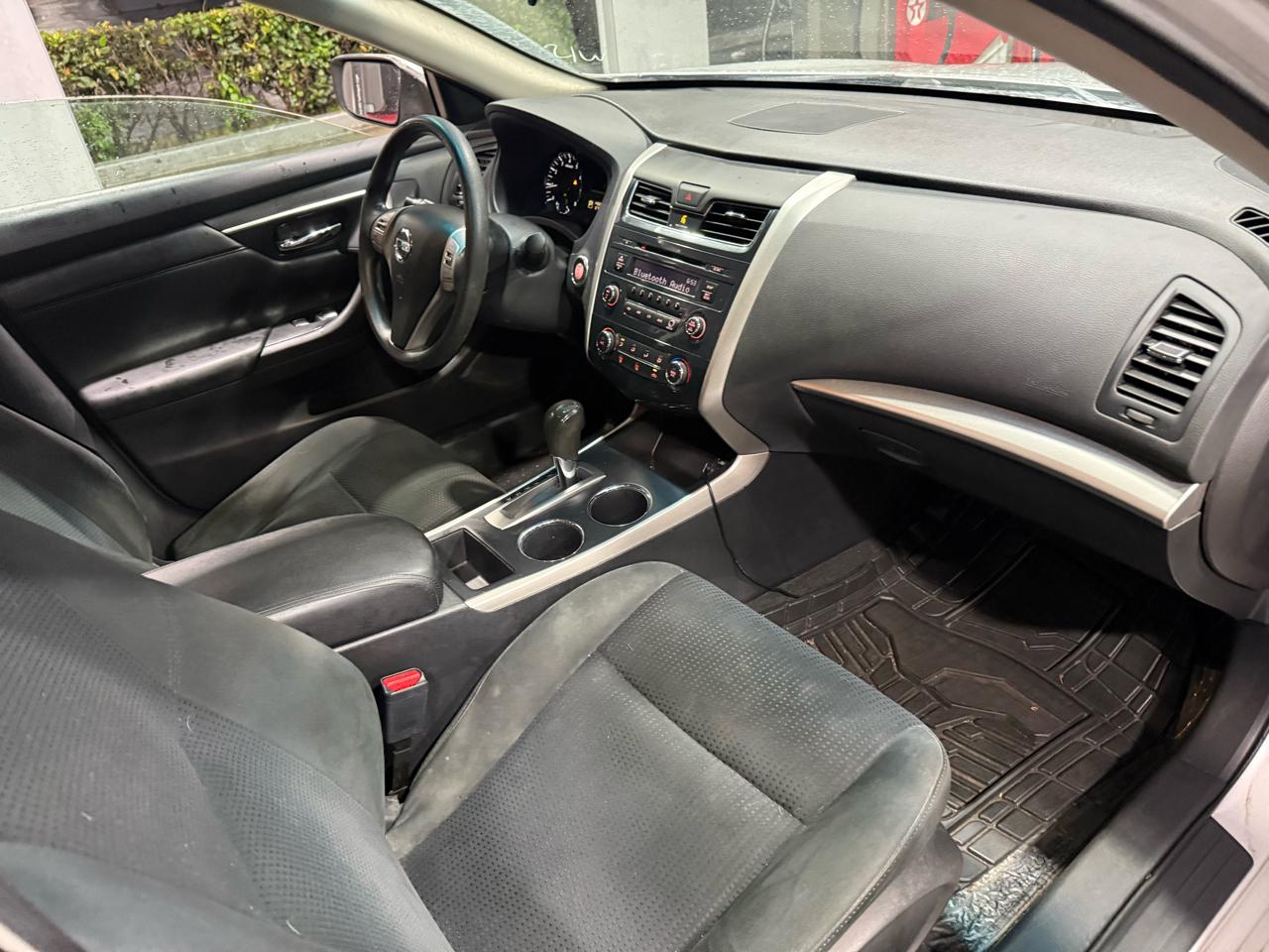 Nissan Altima 2.5 S 2015