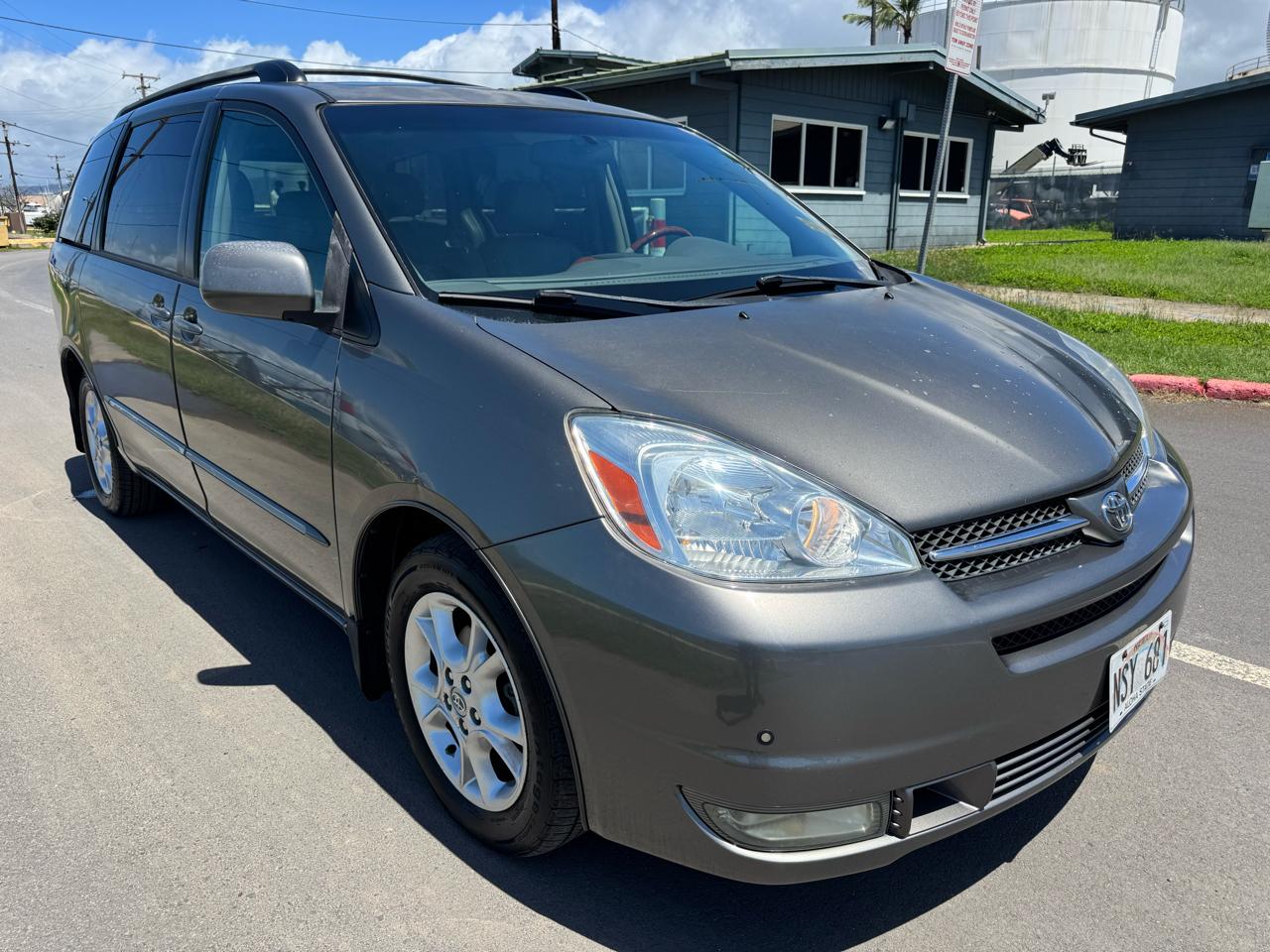 Toyota Sienna XLE 2005