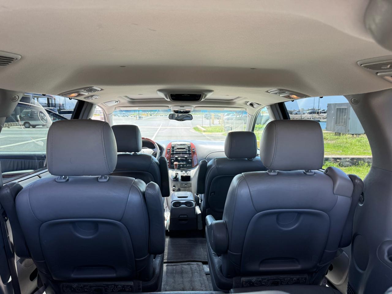 Toyota Sienna XLE 2005