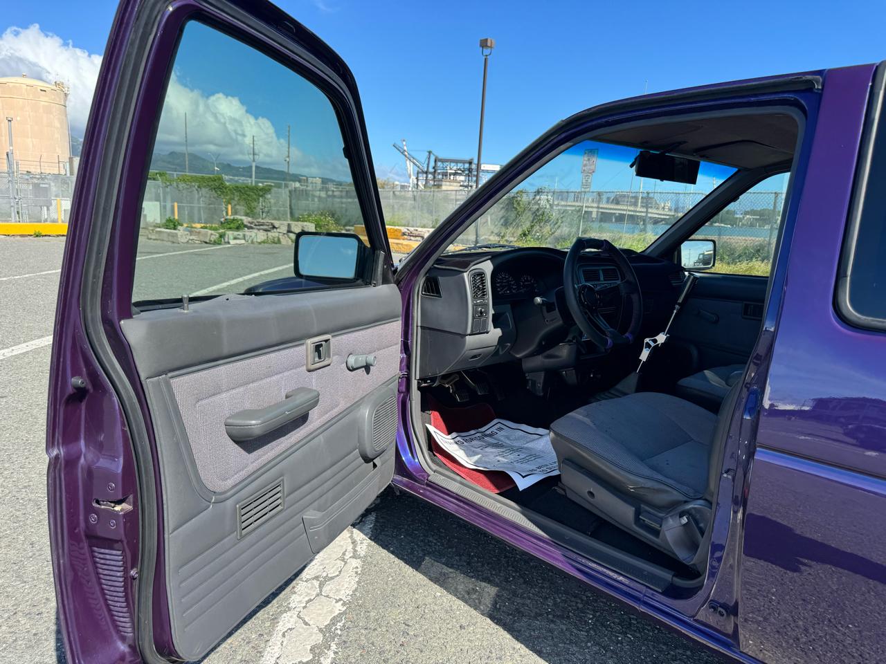 Nissan Pickup King Cab 2WD 1995