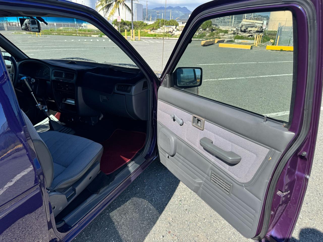 Nissan Pickup King Cab 2WD 1995