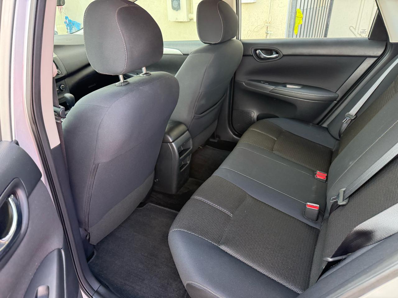 Nissan Sentra S Sedan 2017