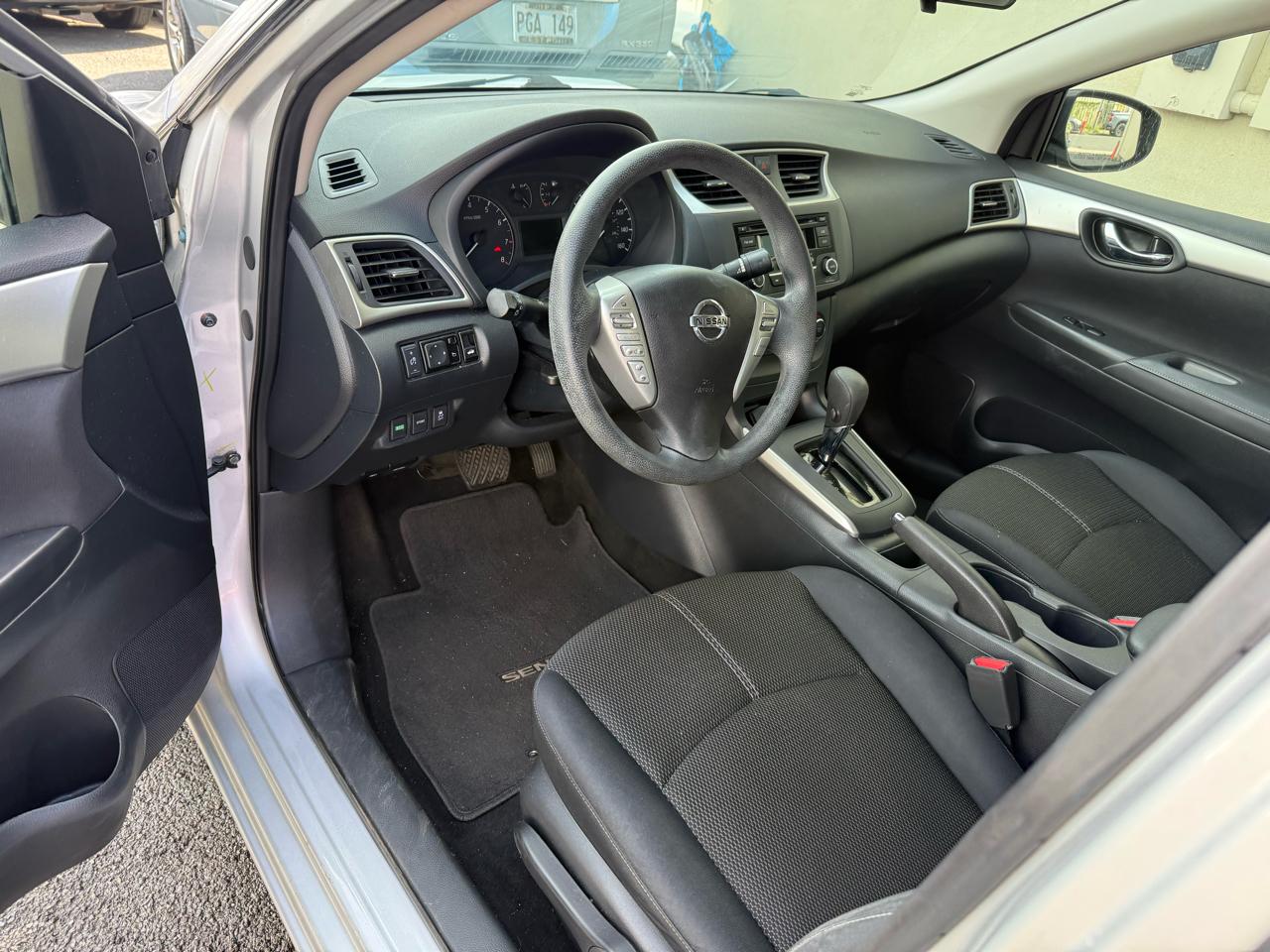 Nissan Sentra S Sedan 2017